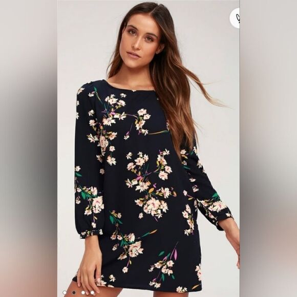 Lulus  Womans Floral/Navy Blue shift dress, Size Large - Picture 1 of 7